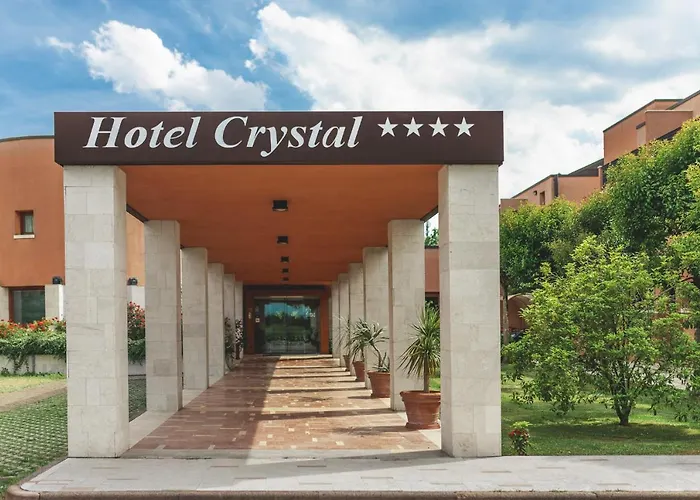 Hotel Crystal