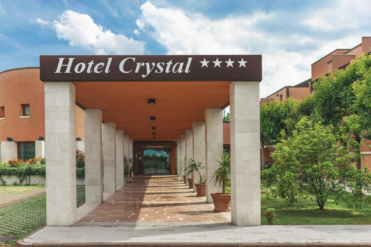 Hotel Crystal 4*