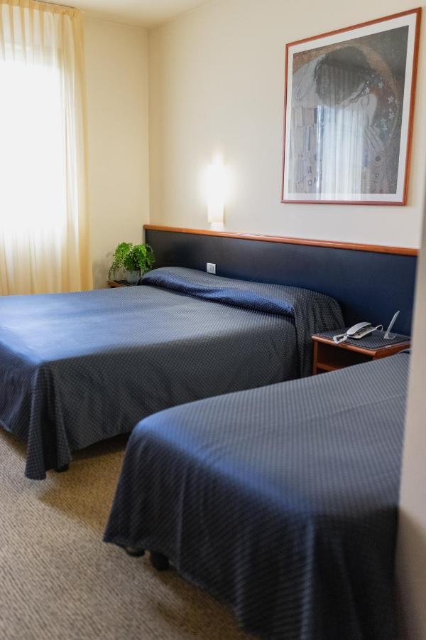Hotel Crystal
