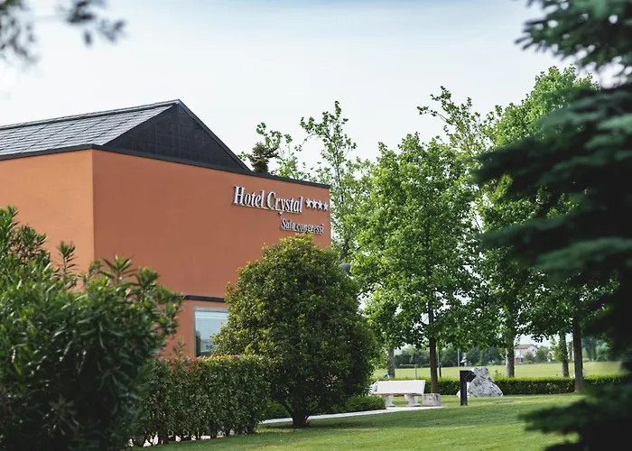 Hotel Crystal